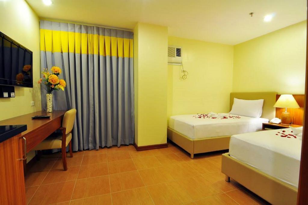 The Well Hotel Cebu Екстериор снимка