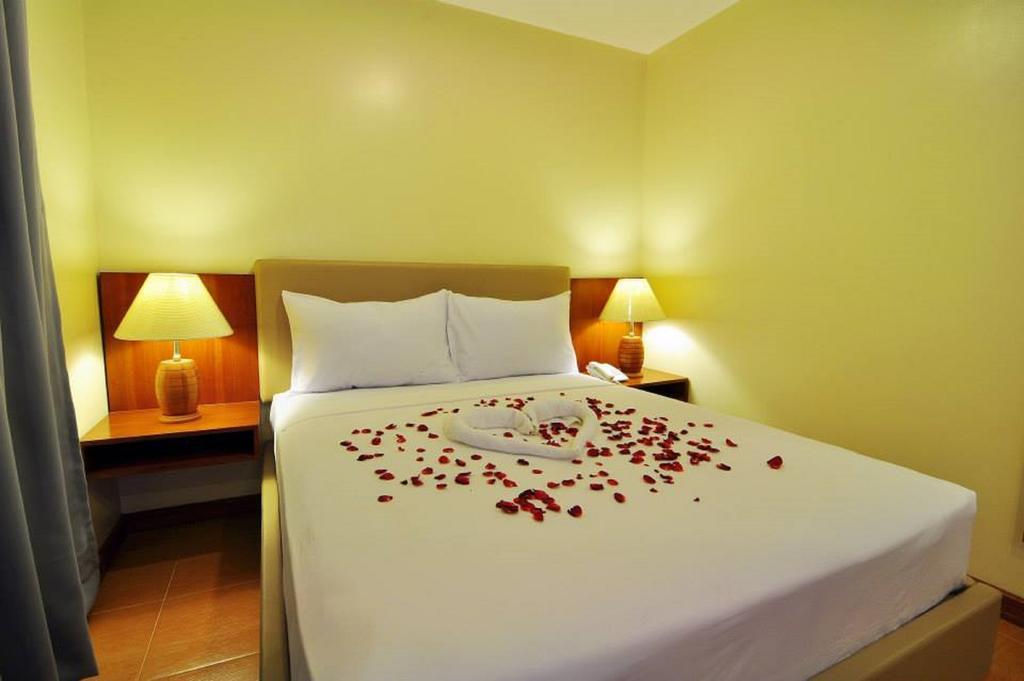 The Well Hotel Cebu Екстериор снимка
