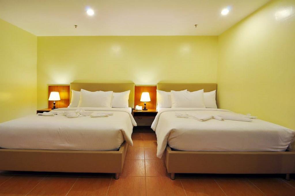 The Well Hotel Cebu Екстериор снимка