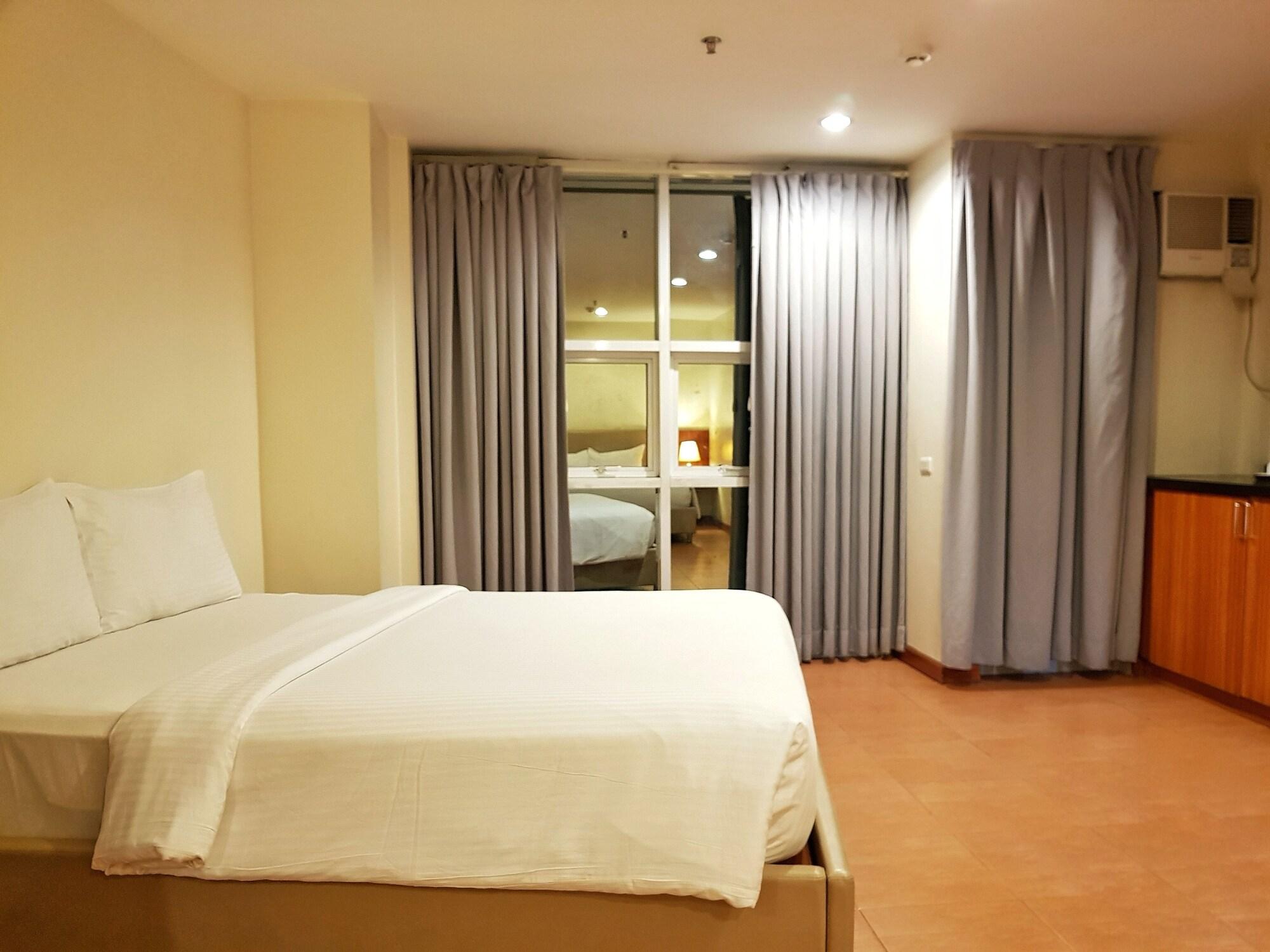 The Well Hotel Cebu Екстериор снимка