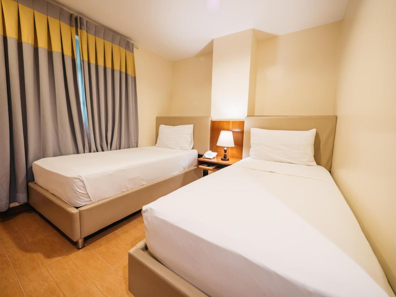 The Well Hotel Cebu Екстериор снимка
