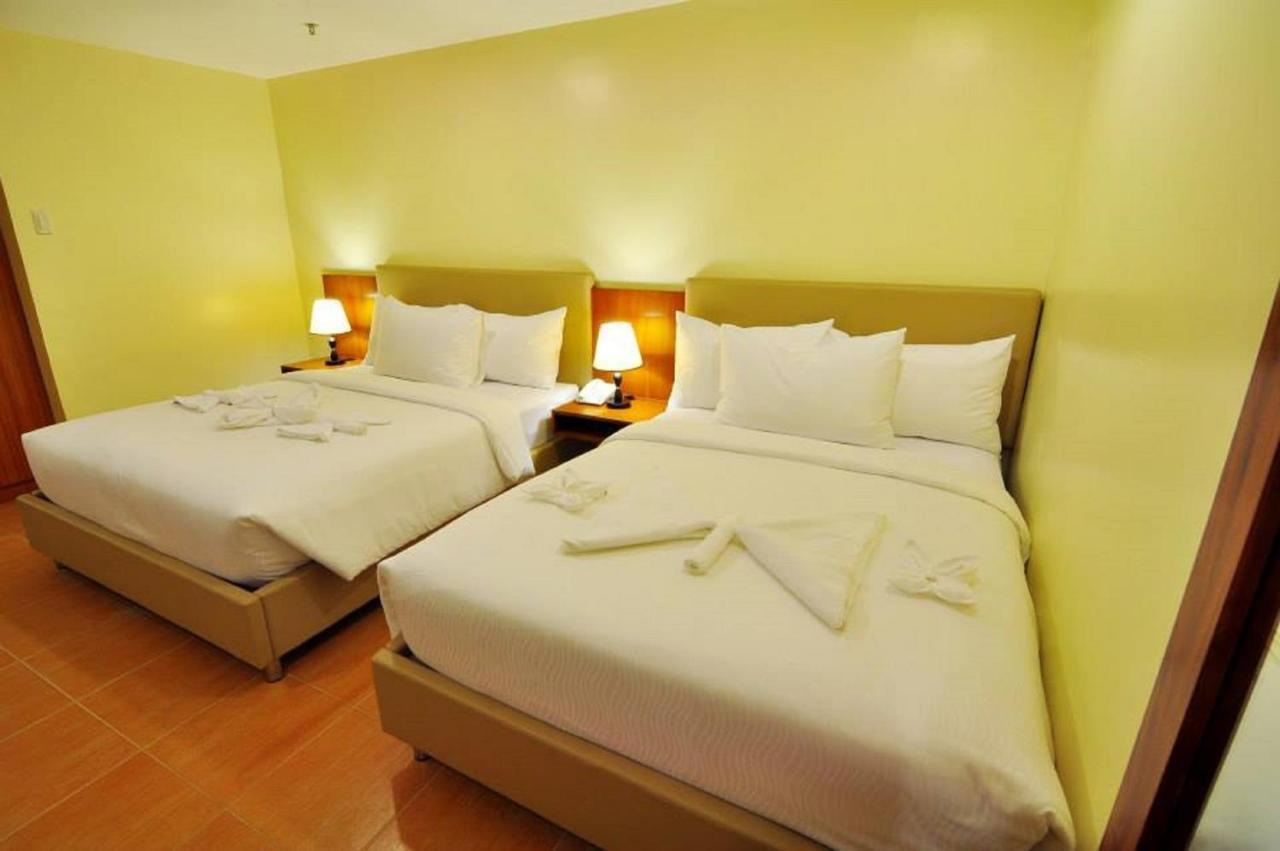 The Well Hotel Cebu Екстериор снимка